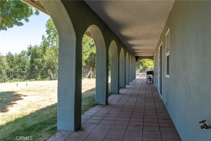 9785 Huer Huero Road, Creston, California 93432