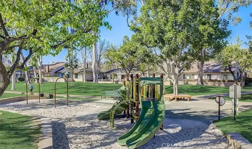 5071 Apple Tree, Irvine, California 92612