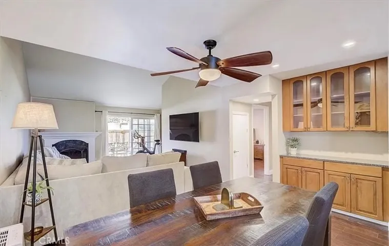 5071 Apple Tree, Irvine, California 92612