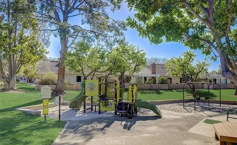 5071 Apple Tree, Irvine, California 92612