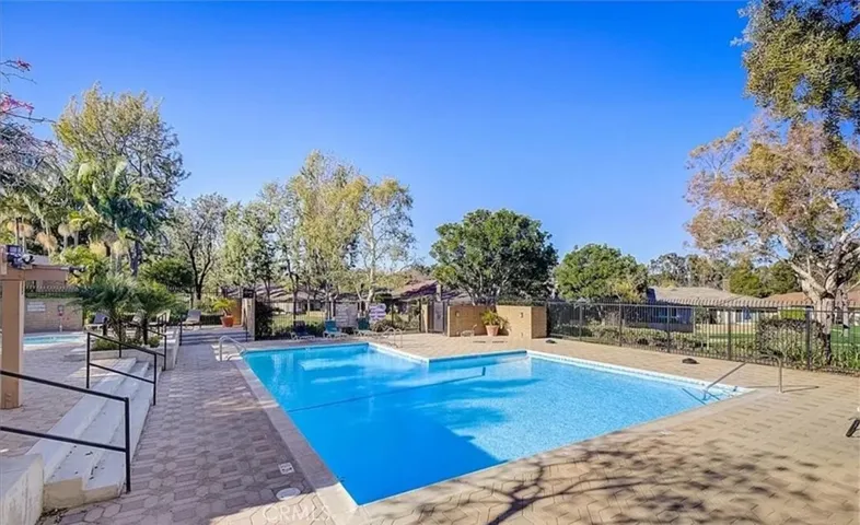 5071 Apple Tree, Irvine, California 92612