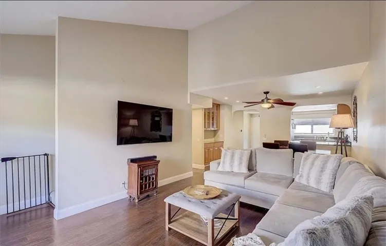 5071 Apple Tree, Irvine, California 92612