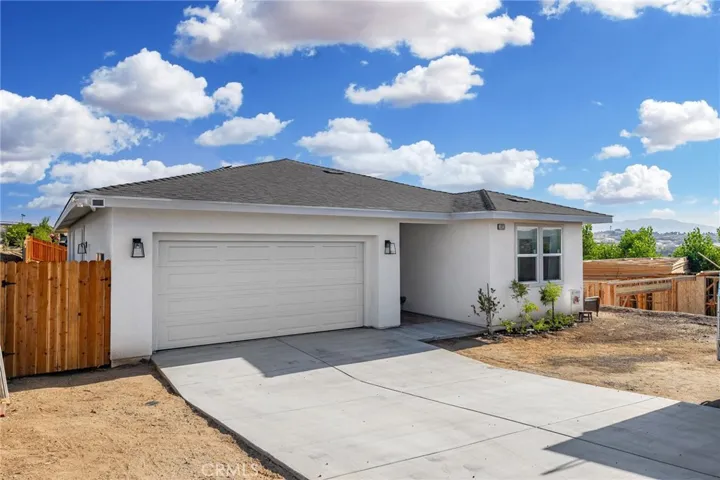 16810 La Bella Villa, Riverside, California 92503