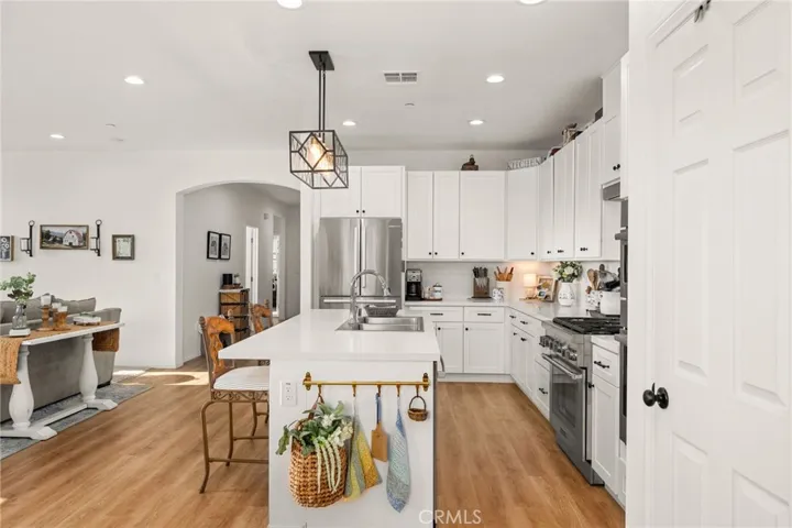 16810 La Bella Villa, Riverside, California 92503