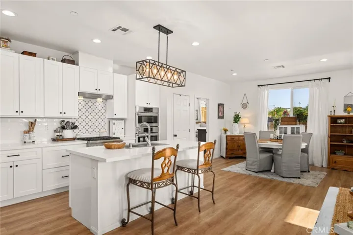 16810 La Bella Villa, Riverside, California 92503