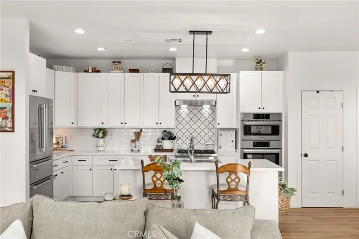 16810 La Bella Villa, Riverside, California 92503
