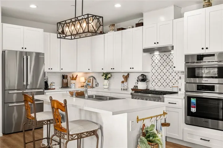16810 La Bella Villa, Riverside, California 92503