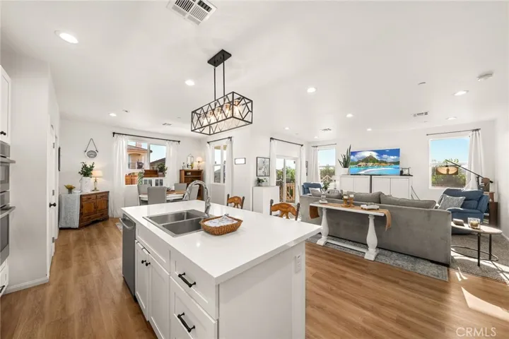 16810 La Bella Villa, Riverside, California 92503