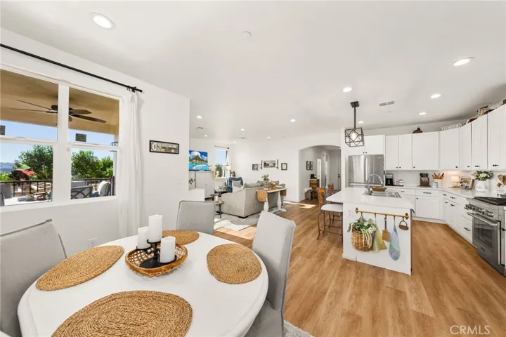 16810 La Bella Villa, Riverside, California 92503
