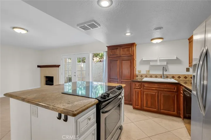 7054 Poco Senda, Riverside, California 92504
