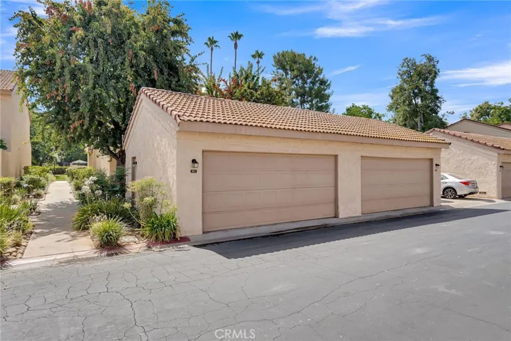 7054 Poco Senda, Riverside, California 92504