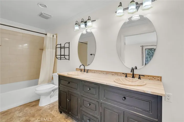 7054 Poco Senda, Riverside, California 92504