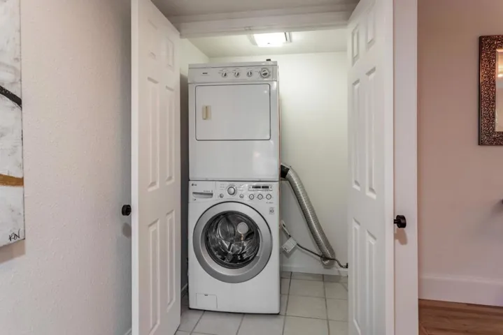 , Redwood City, California 94061