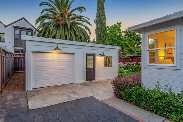 , Redwood City, California 94061