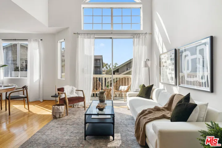2677 Centinela Avenue 309, Santa Monica, California 90405