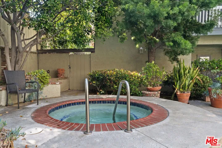 2677 Centinela Avenue 309, Santa Monica, California 90405