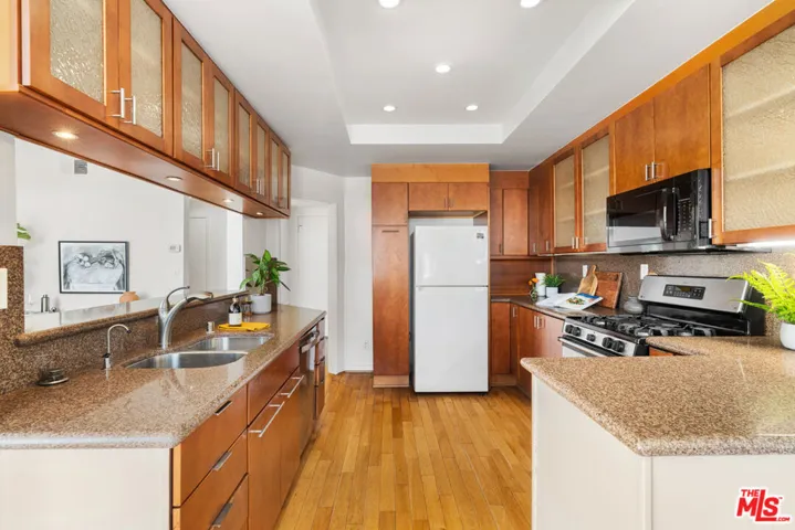 2677 Centinela Avenue 309, Santa Monica, California 90405