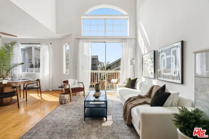 2677 Centinela Avenue 309, Santa Monica, California 90405