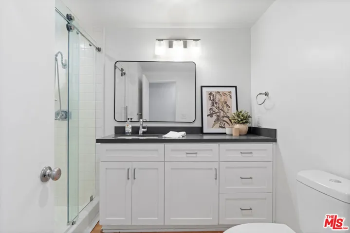 2677 Centinela Avenue 309, Santa Monica, California 90405