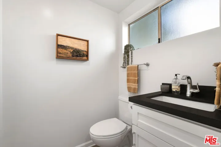 2677 Centinela Avenue 309, Santa Monica, California 90405