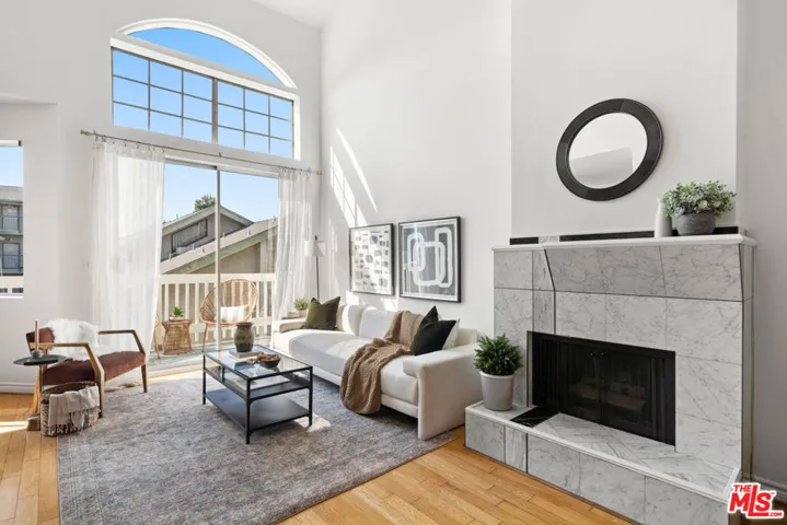 2677 Centinela Avenue 309, Santa Monica, California 90405