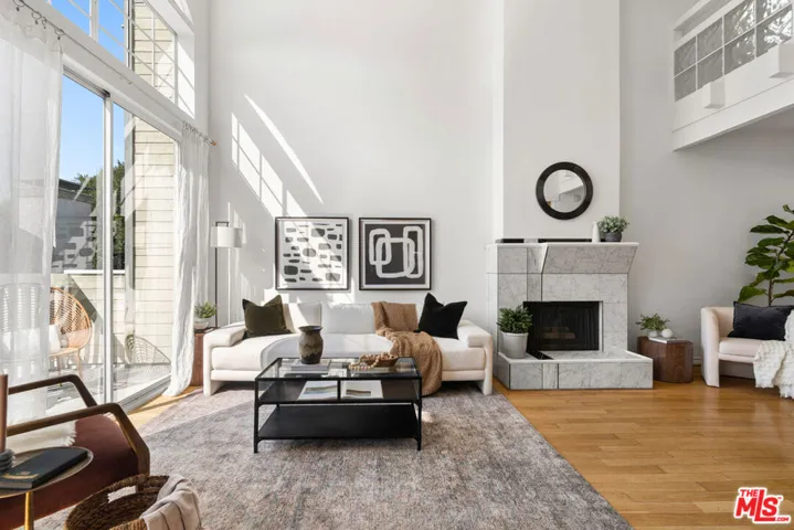2677 Centinela Avenue 309, Santa Monica, California 90405