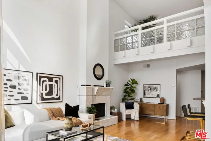 2677 Centinela Avenue 309, Santa Monica, California 90405