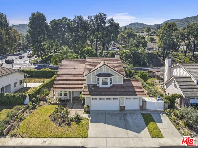 908 Sagebrush Place, Newbury Park, California 91320