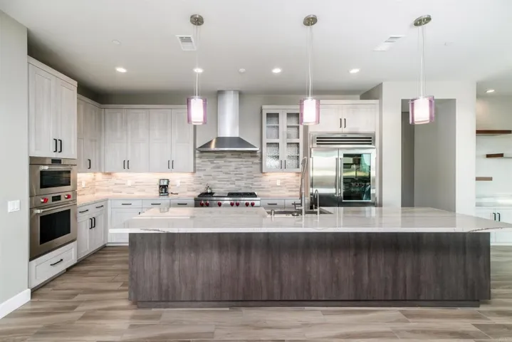 6768 Strawberry Place, Carlsbad, California 92011