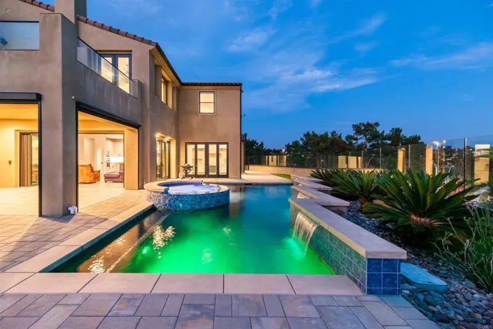 6768 Strawberry Place, Carlsbad, California 92011