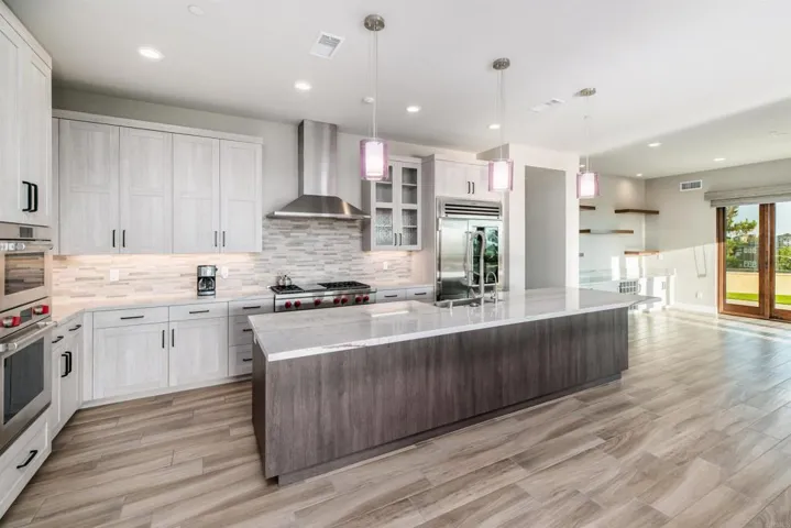 6768 Strawberry Place, Carlsbad, California 92011