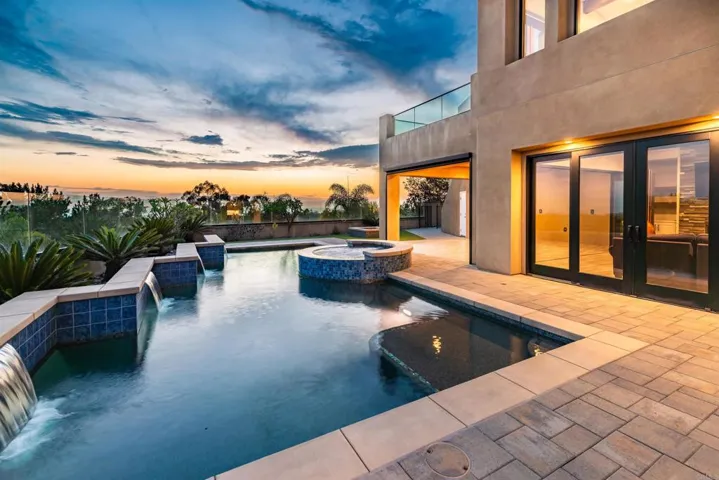 6768 Strawberry Place, Carlsbad, California 92011