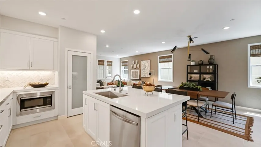 Photos shown are of model only- not actual homesite.