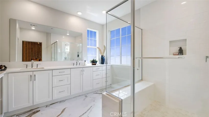 Photos shown are of model only- not actual homesite.