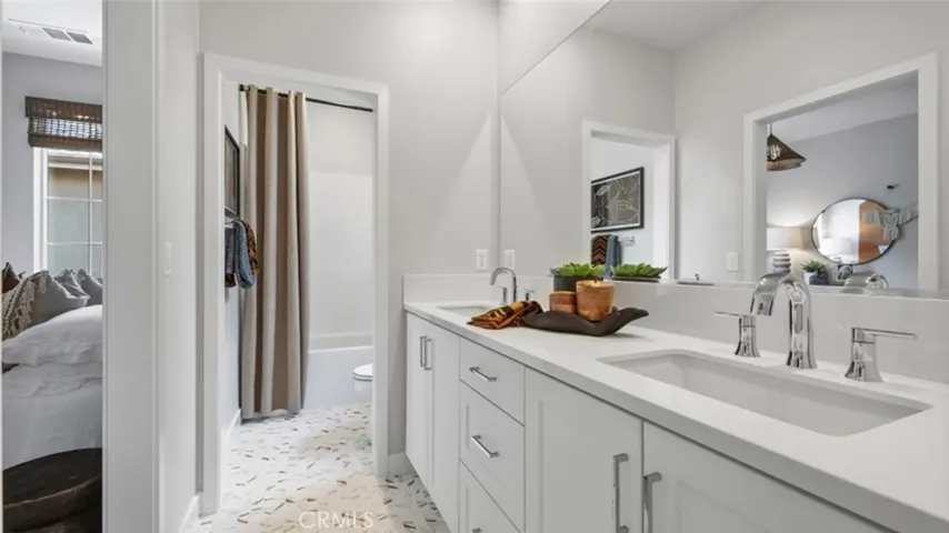 Photos shown are of model only- not actual homesite.
