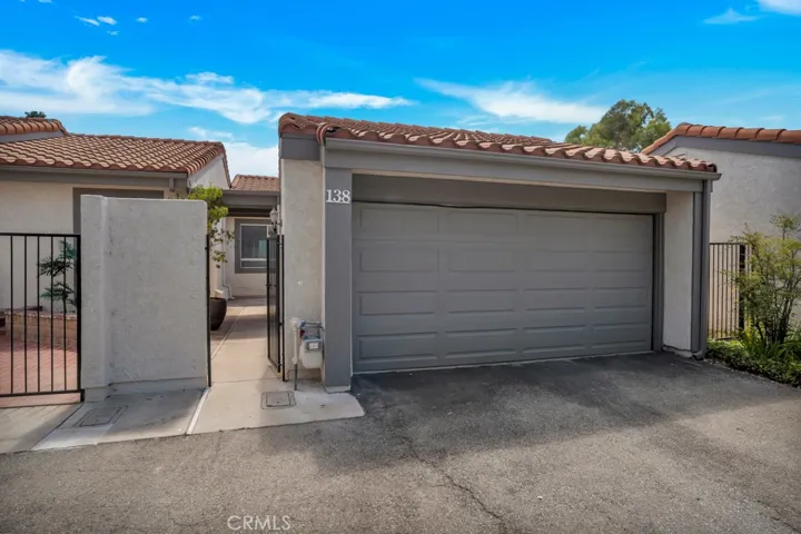 11449 N Tampa Avenue 138, Porter Ranch, California 91326