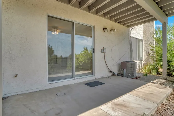 11449 N Tampa Avenue 138, Porter Ranch, California 91326