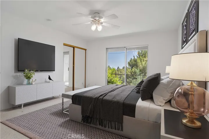 11449 N Tampa Avenue 138, Porter Ranch, California 91326