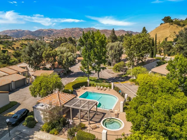 11449 N Tampa Avenue 138, Porter Ranch, California 91326