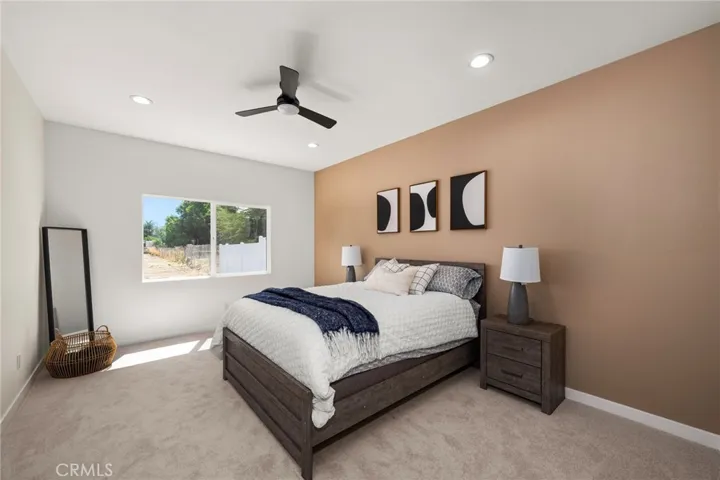 135 N Vicentia Avenue, Corona, California 92882