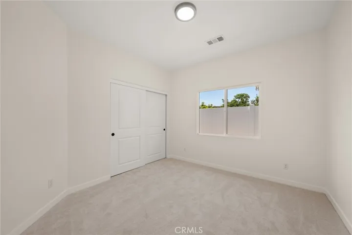 135 N Vicentia Avenue, Corona, California 92882