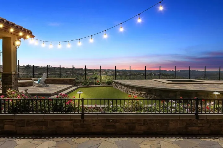 15623 Via Santa Pradera, San Diego, California 92131