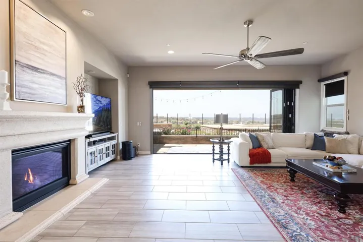 15623 Via Santa Pradera, San Diego, California 92131