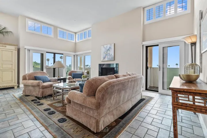 7550 Eads Ave 404, La Jolla, California 92037
