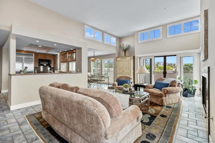 7550 Eads Ave 404, La Jolla, California 92037