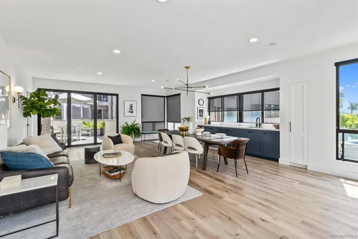 7550 Eads Ave 404, La Jolla, California 92037