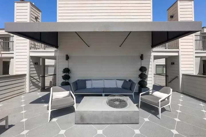 7550 Eads Ave 404, La Jolla, California 92037