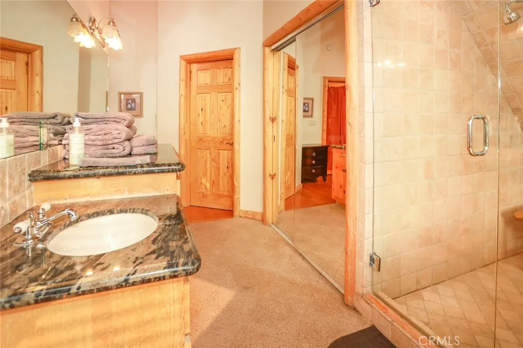 351 Glenwood Drive, Big Bear Lake, California 92315 home-pic-24