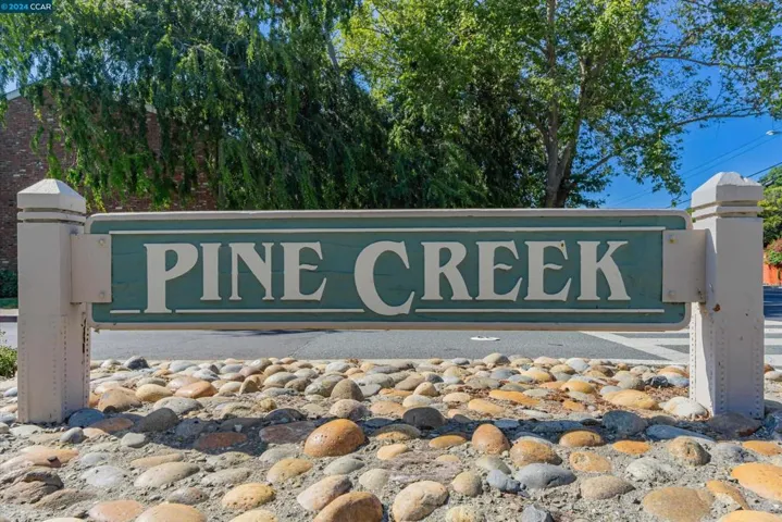 1288 Pine Creek Way A, Concord, California 94520