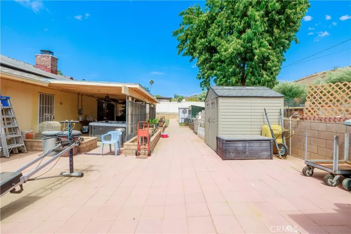 2310 Loveland Drive, Jurupa Valley, California 92509